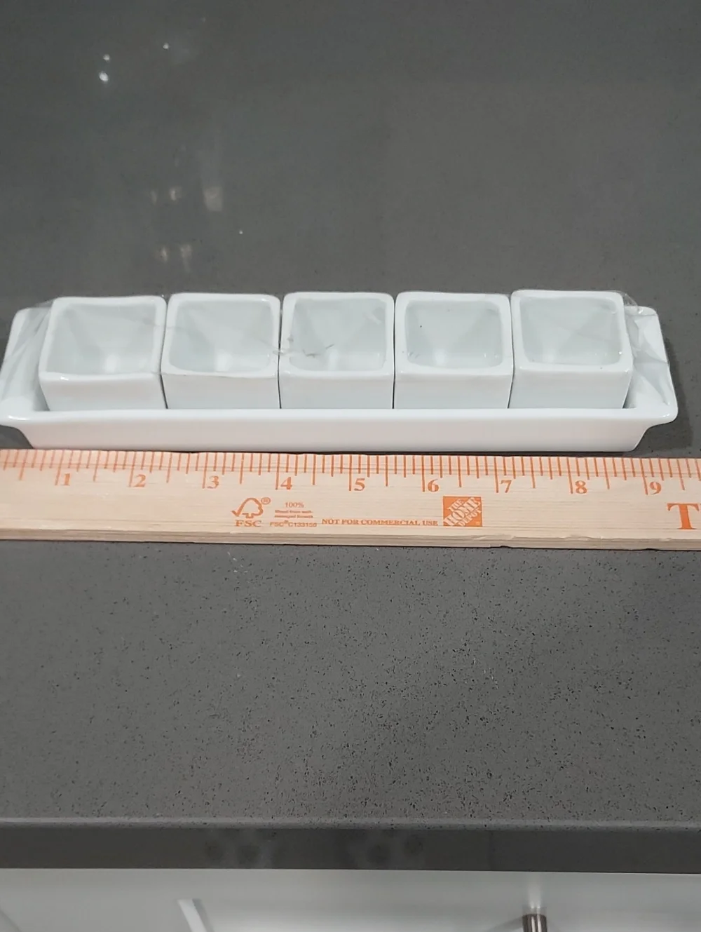 Crate&Barrel White Ceramic 6 Piece Tasting Cubes